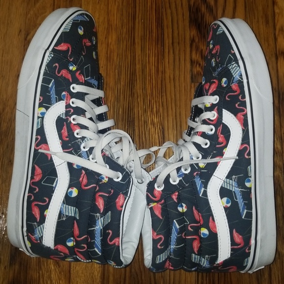 Van's - Picture 6 of 6